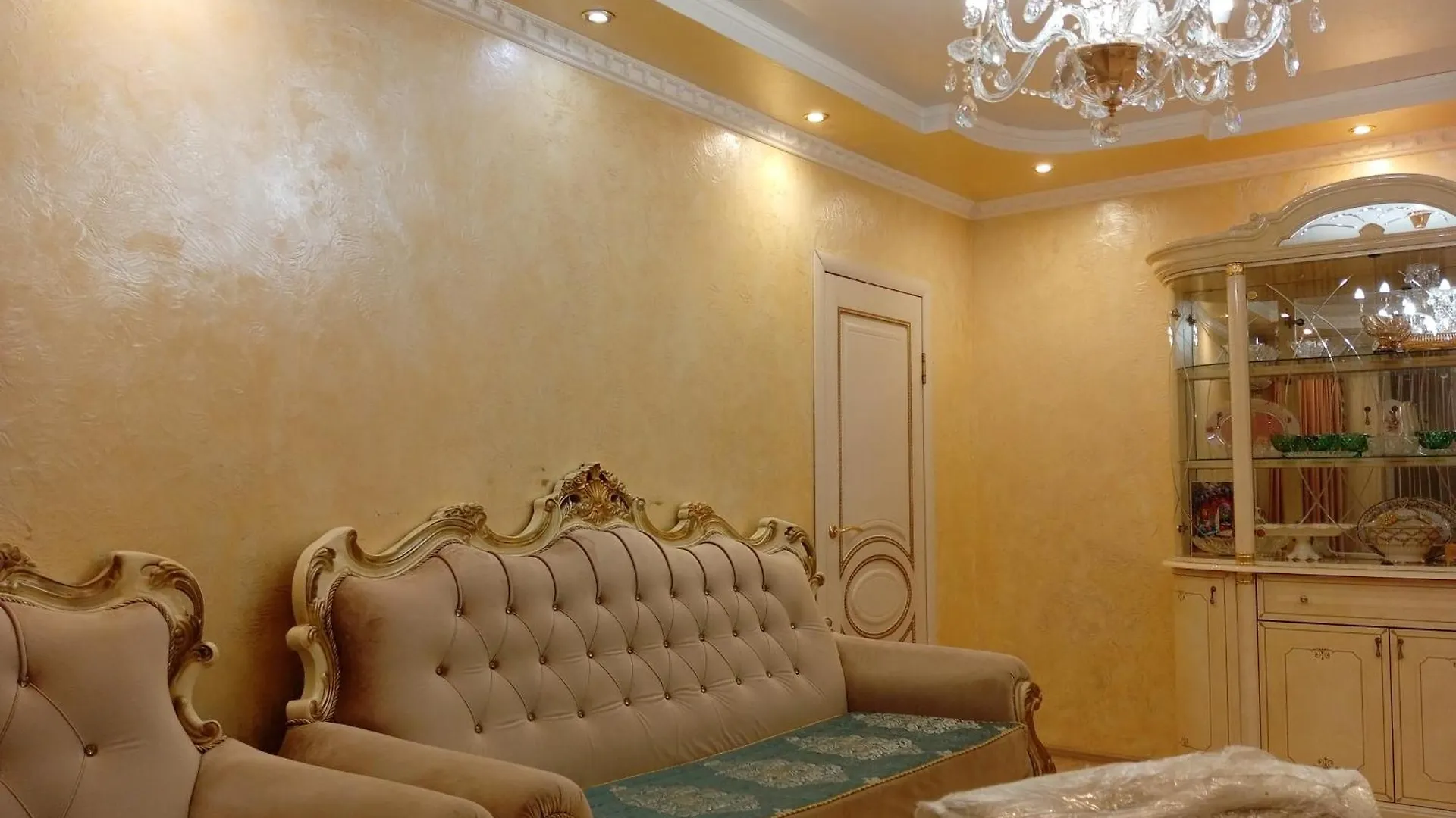 Квартира Трёхкомнатная Almaty